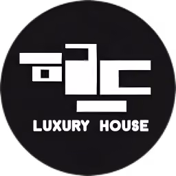 Luxury house